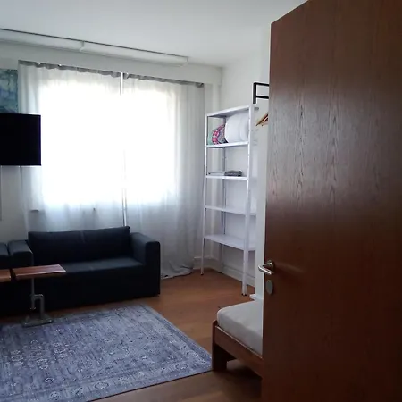 Virginie - Grosszuegige 145 Qm Mit Balkon Und Parkplatz Apartamento
