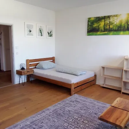 Virginie - Grosszuegige 145 Qm Mit Balkon Und Parkplatz Apartamento *