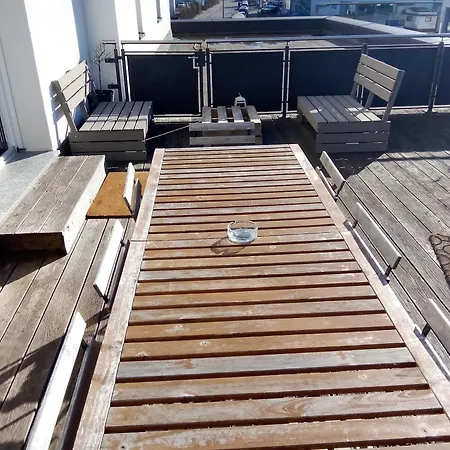 Virginie - Grosszuegige 145 Qm Mit Balkon Und Parkplatz Appartamento Augusta